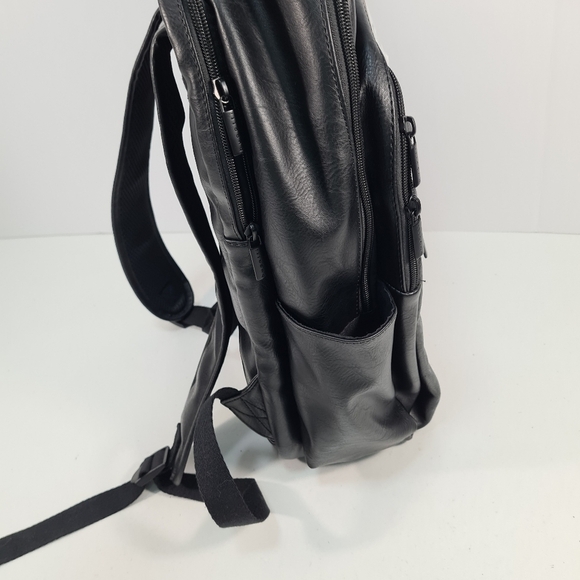 guess peony shine micro mini backpack Backpack, Silver : Buy Online at Best Price in KSA Cloudform Backpack Length:7'2